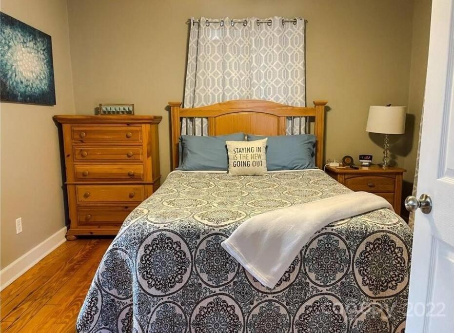 Charming Cottage In Morganton With Ample Parking Exteriör bild